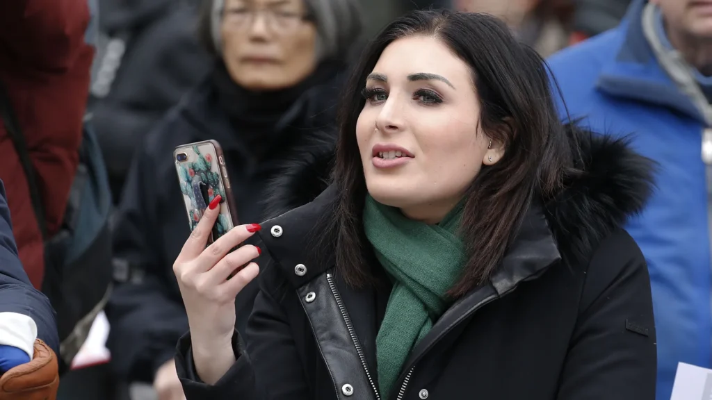 Laura Loomer – parcours, controverse et influence d’une figure médiatique américaine laura loomer